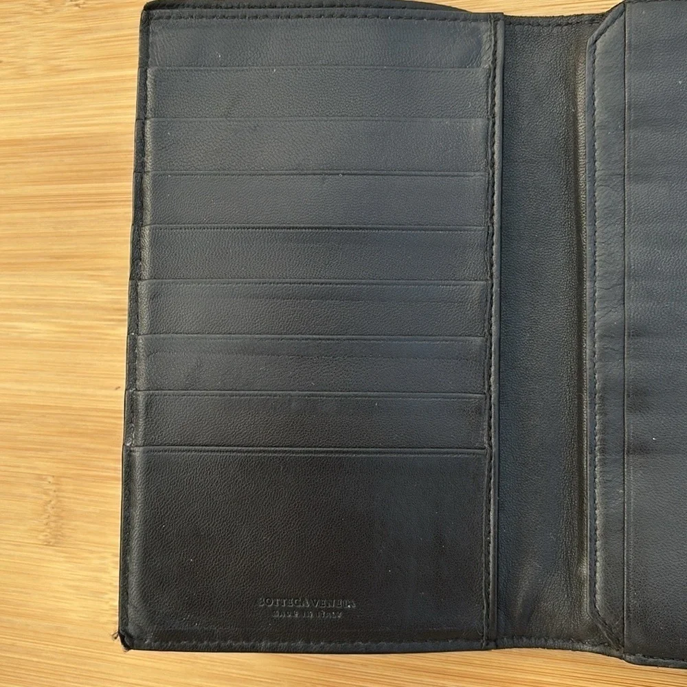 Bottega Veneta Black Leather Woven Bifold Wallet Snap Close Vintage Italy Luxury